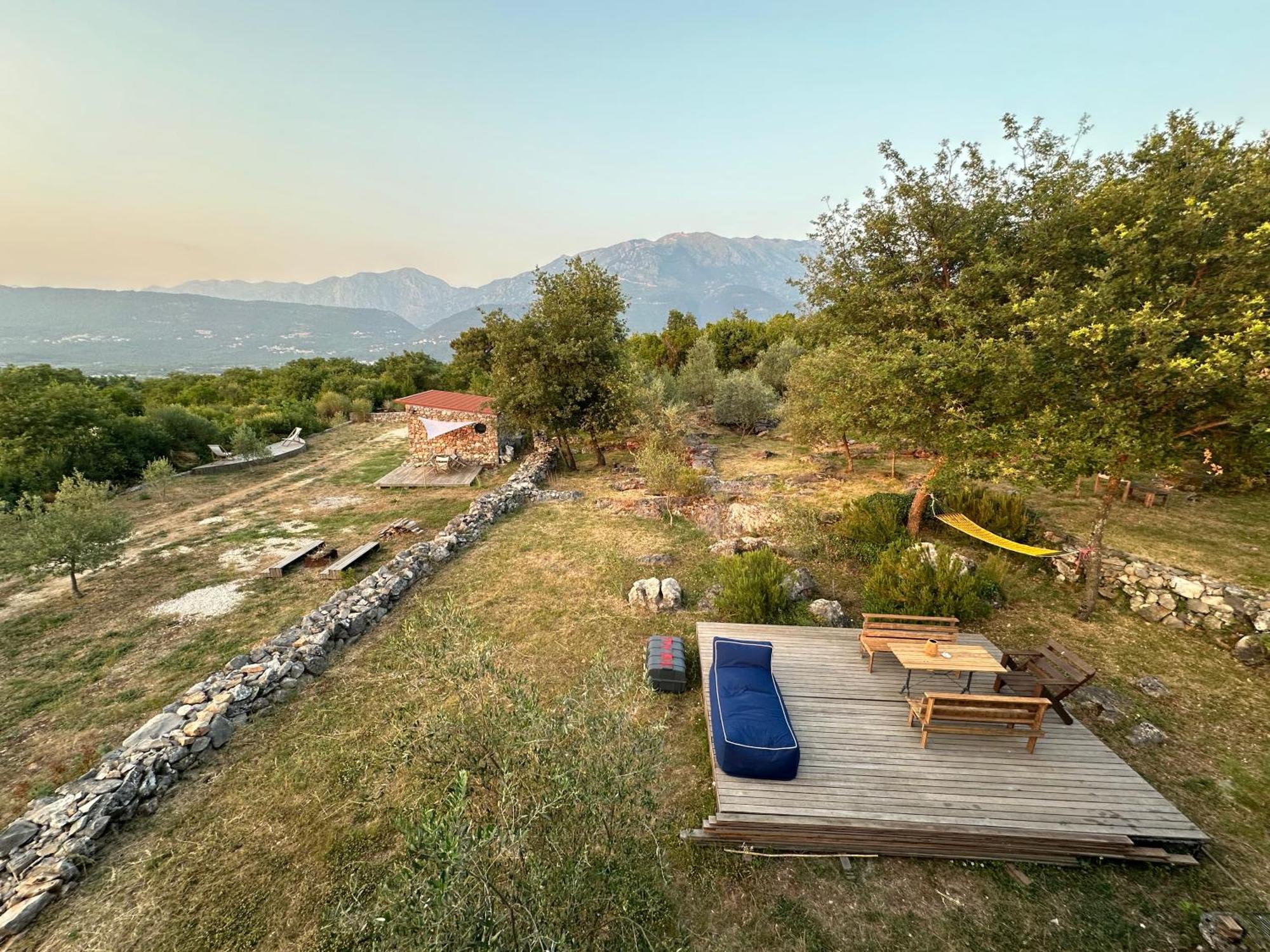Glamping Montenegro Chalet Kotor